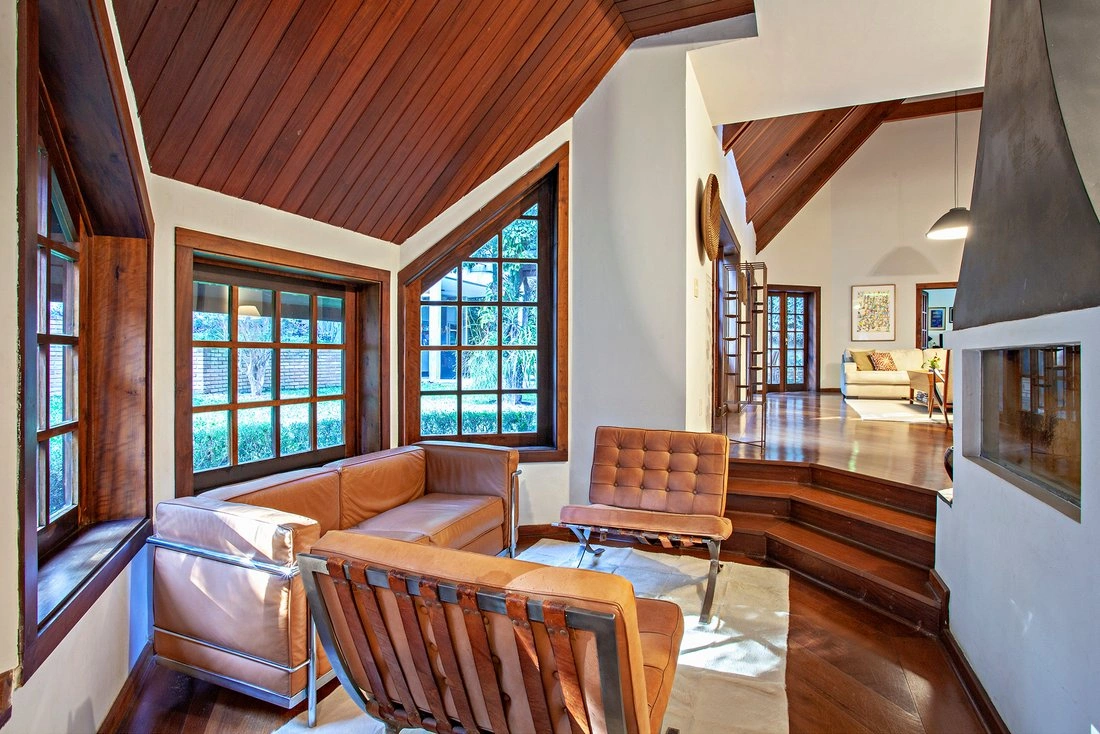 Дом 650 m2 с открытым бассейном в Сан-Паулу, Бразилия