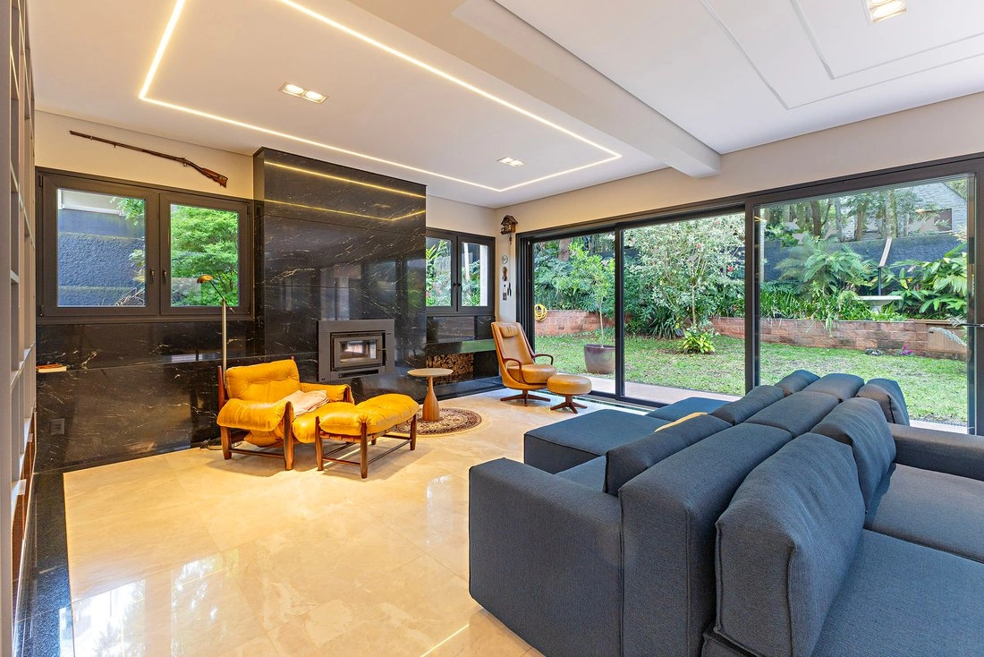 Дом 430 m2 с камином в Сан‑Паулу, Бразилия