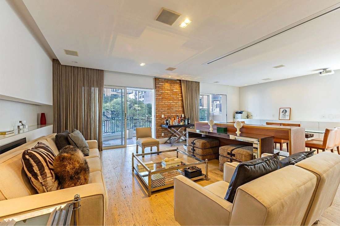 Квартира 245 m2 с гаражом в Сан-Паулу, Бразилия