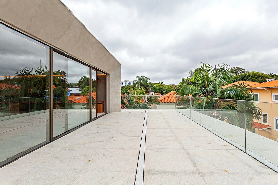 Дом 620 m2 с террасой в Сан-Паулу, Бразилия