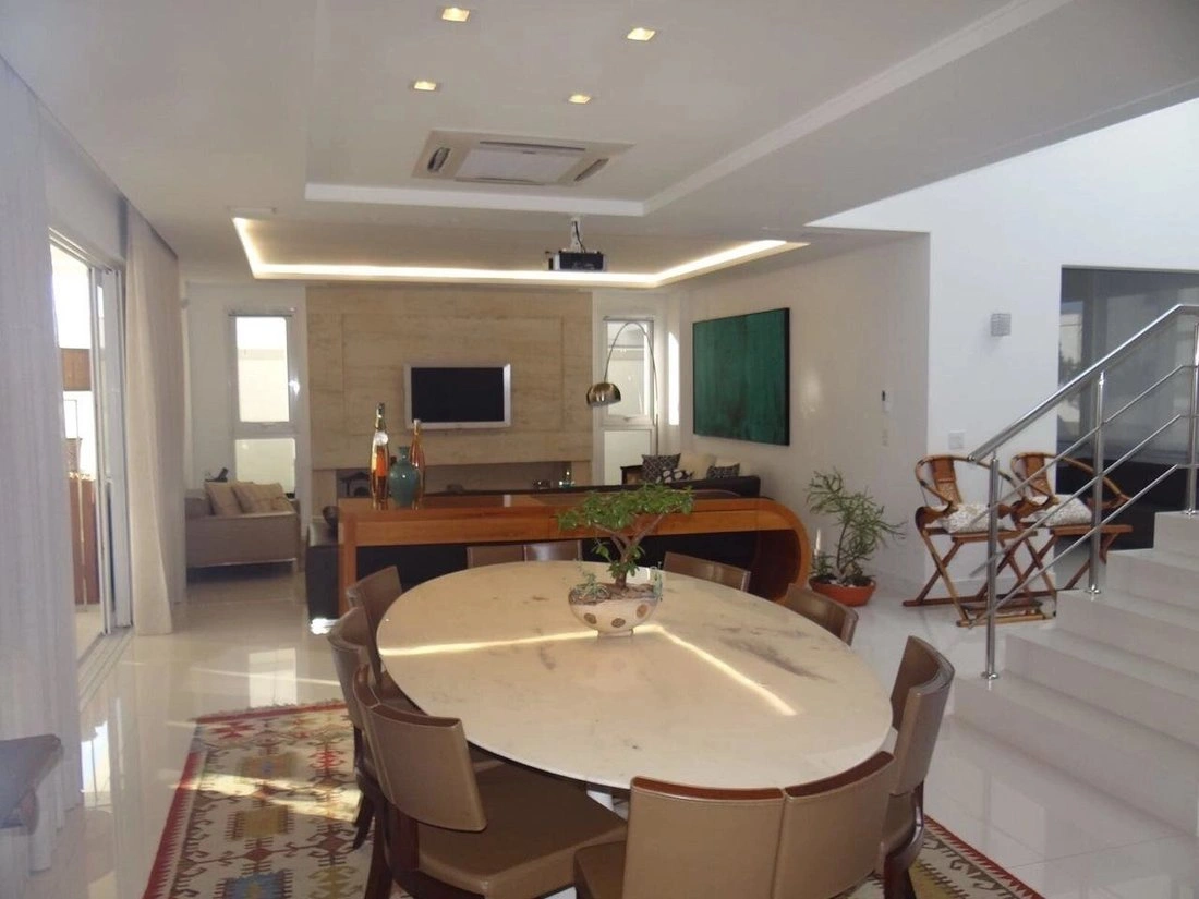 Дом 400 m2 с высокими потолками во Флорианополисе, Бразилия