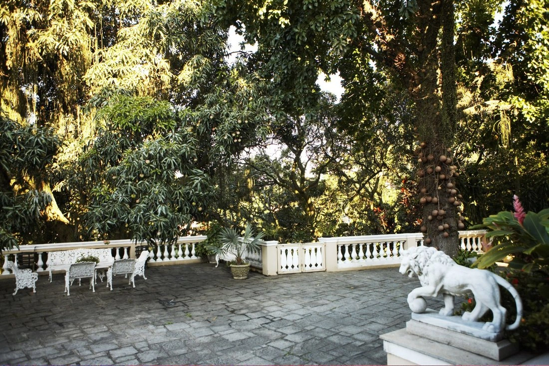 Дом 1425 m2 с гаражом в Рио-де-Жанейро, Бразилия