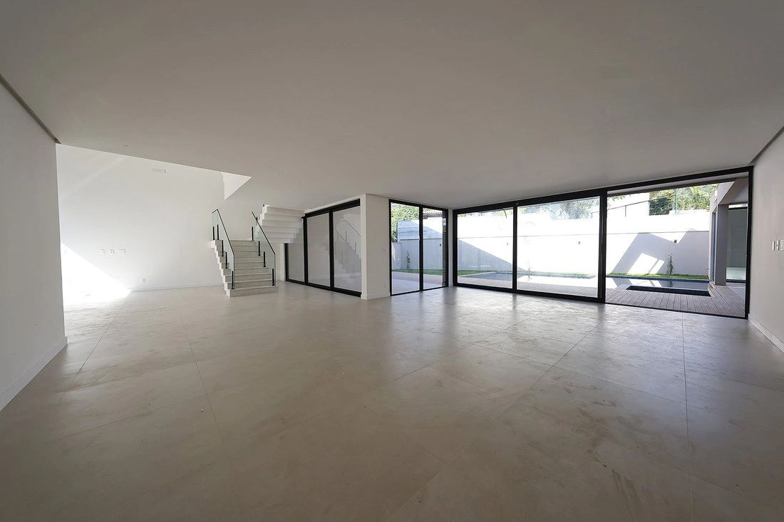 Дом 715 m2 с видом на горы в Рио‑де‑Жанейро, Бразилия