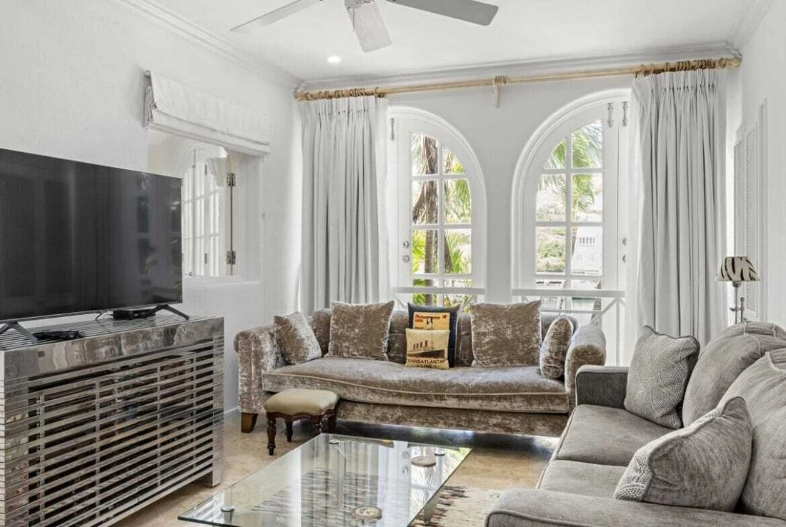 Квартира 275 m² с открытым парковочным местом в Бриджтауне, Барбадос