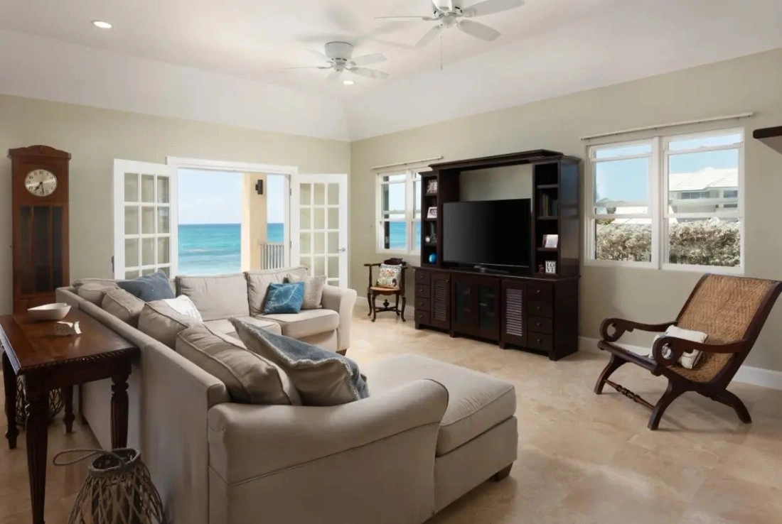 Вилла 809 m2 с парковкой в Бриджтауне, Барбадос