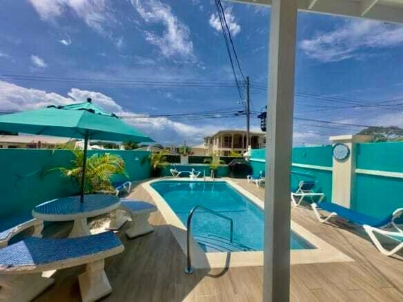 Квартира 9+1 с высоким потолком в Бриджтауне, Барбадос