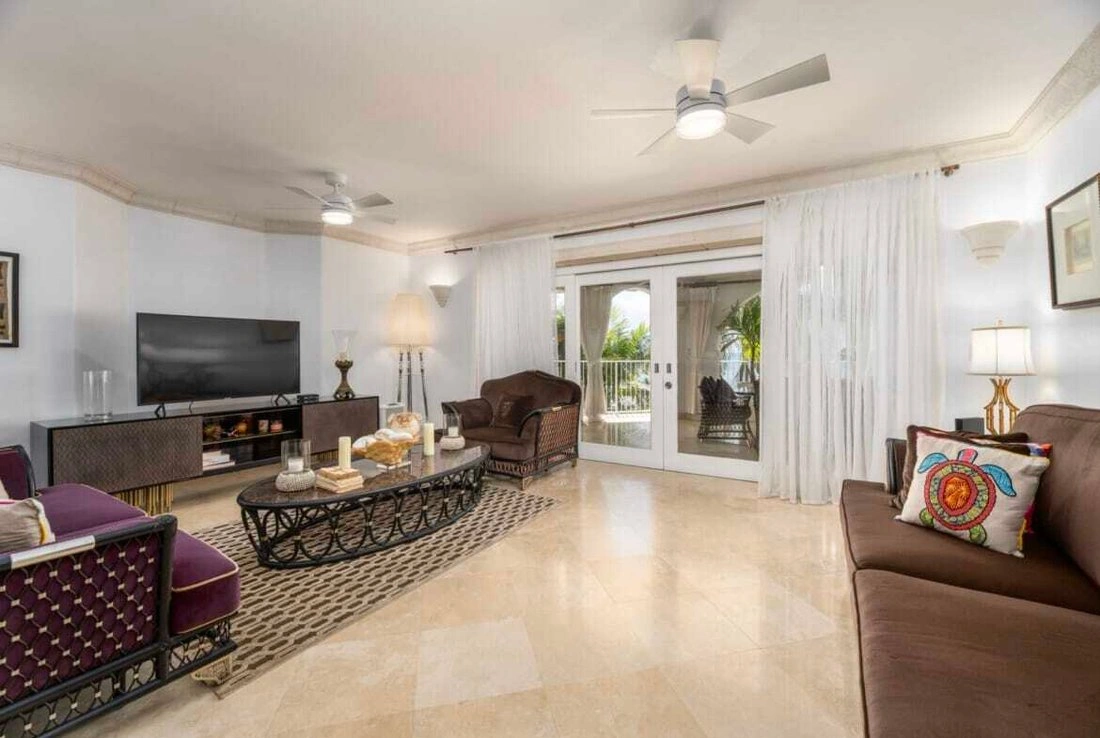 Квартира 251 m2 с открытой парковкой в Бриджтауне, Барбадос