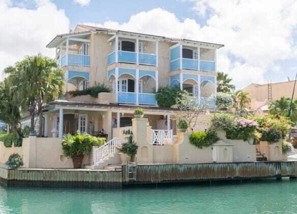 Вилла 251 m2 с садом в Бриджтауне, Барбадос