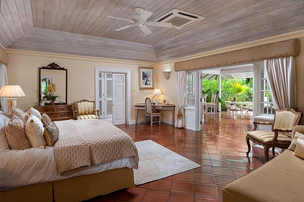 Вилла 692 m2 с видом на море в St. James, Barbados