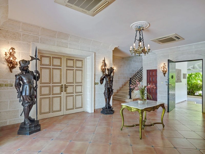 Вилла 557 m2 с садом в Сент-Джеймс, Барбадос