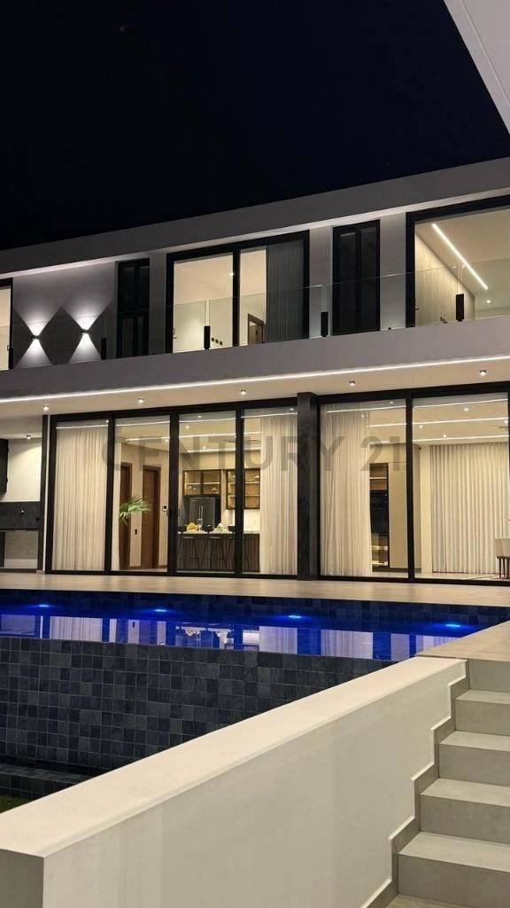 Дом 800 м² рядом с морем в Санта-Крус-де-ла-Сьерра, Боливия