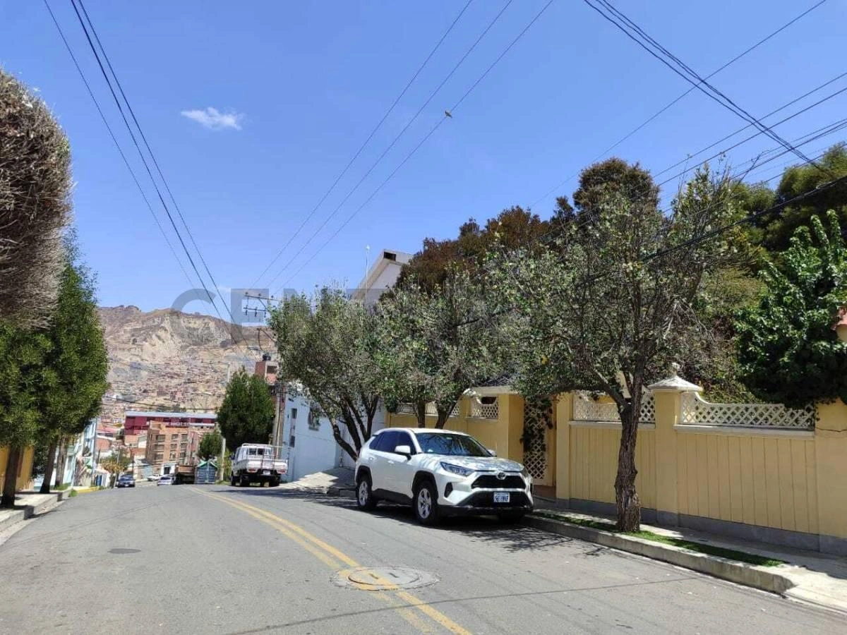 Дом 5+1 с видом на город в Ла-Пасе, Боливия