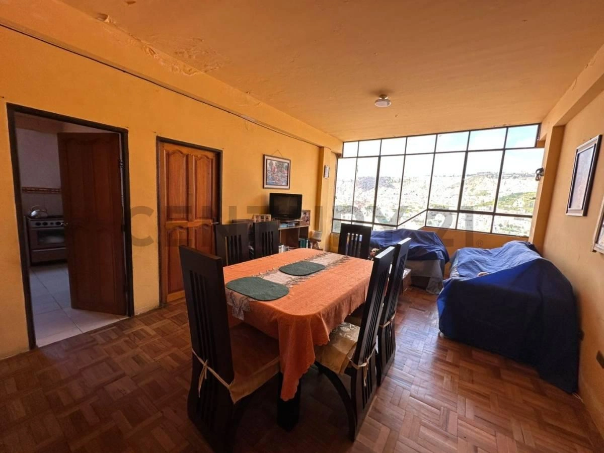 Дом 1440 m2 с открытым бассейном в Ла-Пасе, Боливия