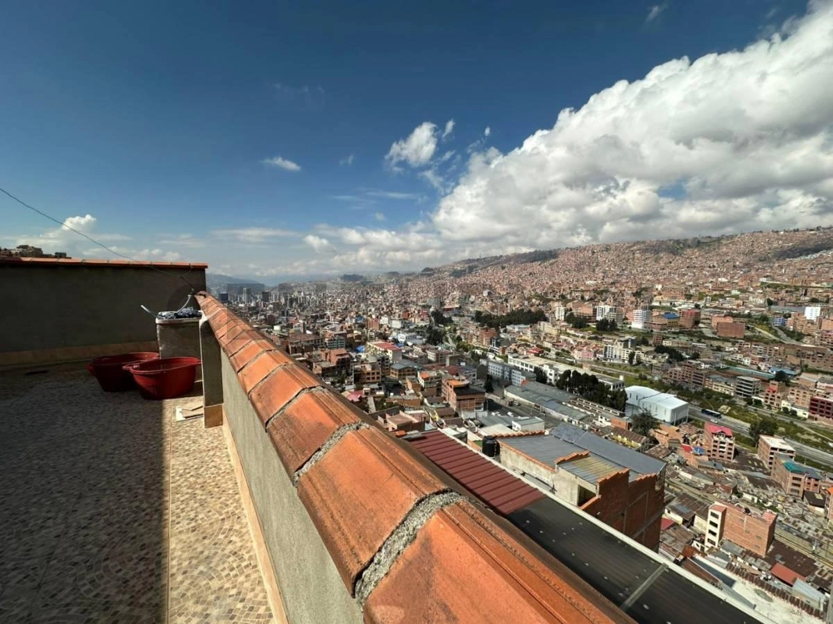 Квартира 64 m2 с открытым парковочным местом в Ла-Пасе, Боливия