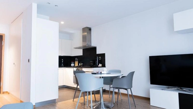 Просторная квартира 2+1 в Монтрё, Швейцария