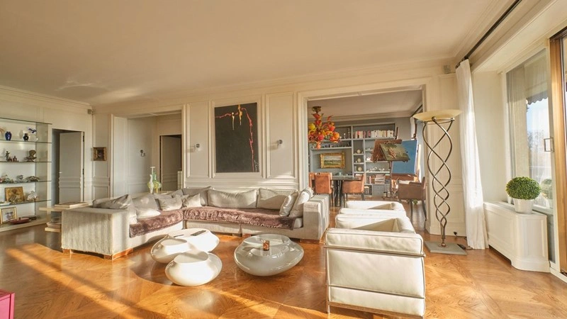 Семейная квартира 3+1 в Лозанне, Швейцария