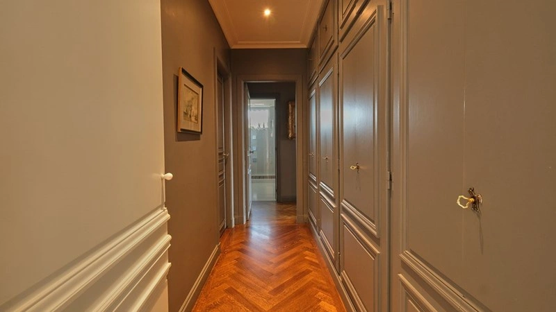 Семейная квартира 3+1 в Лозанне, Швейцария