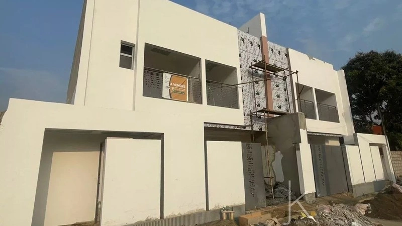 Вилла 4+1 с садом в Абиджане, Кот-д'Ивуар