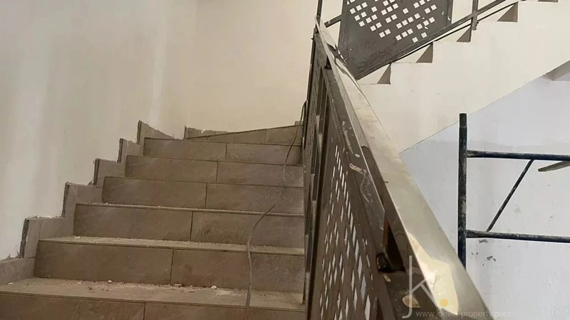 Вилла 4+1 с садом в Абиджане, Кот-д'Ивуар