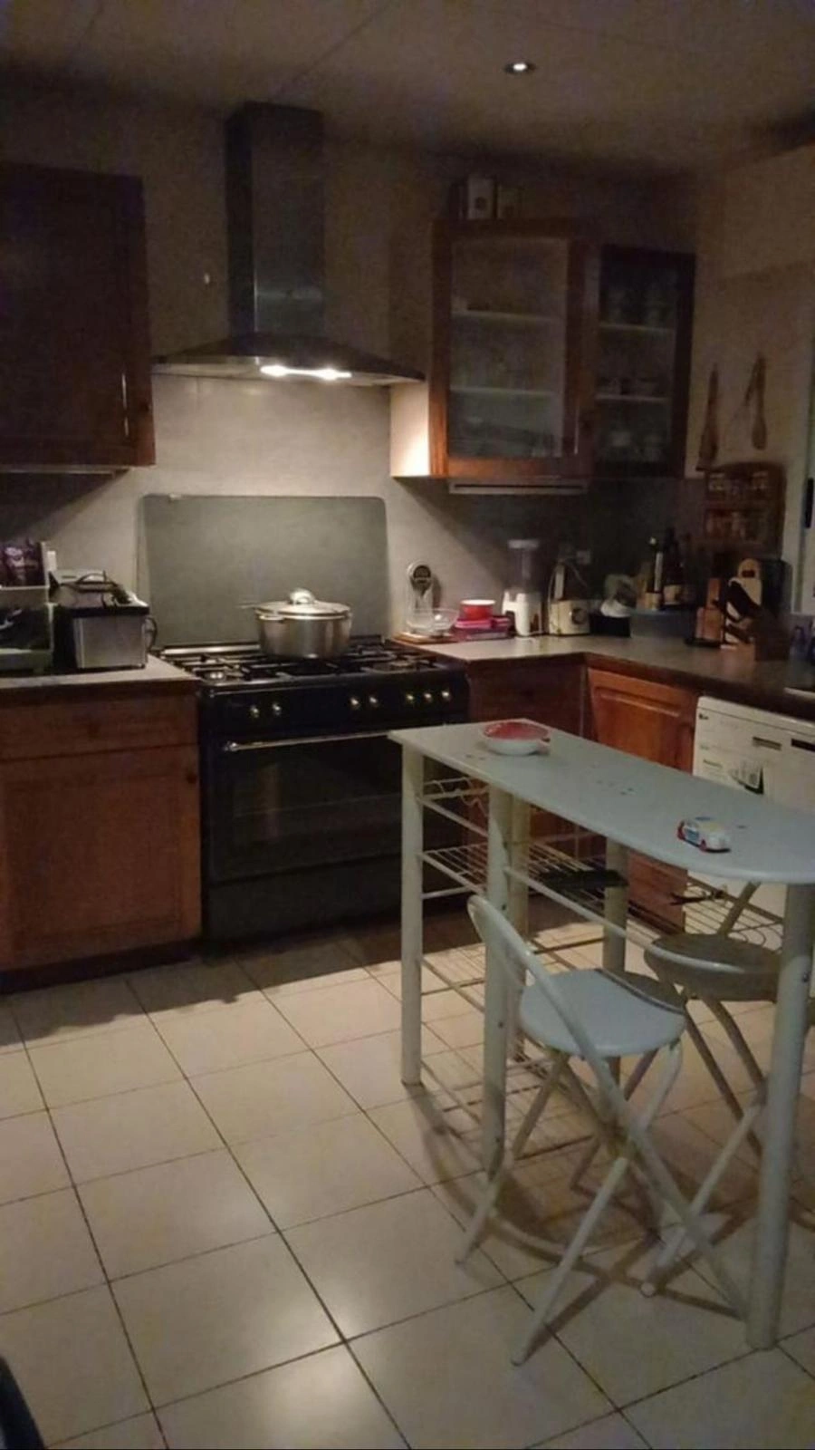 Дом 5+1 с открытым бассейном в Яунде, Камерун