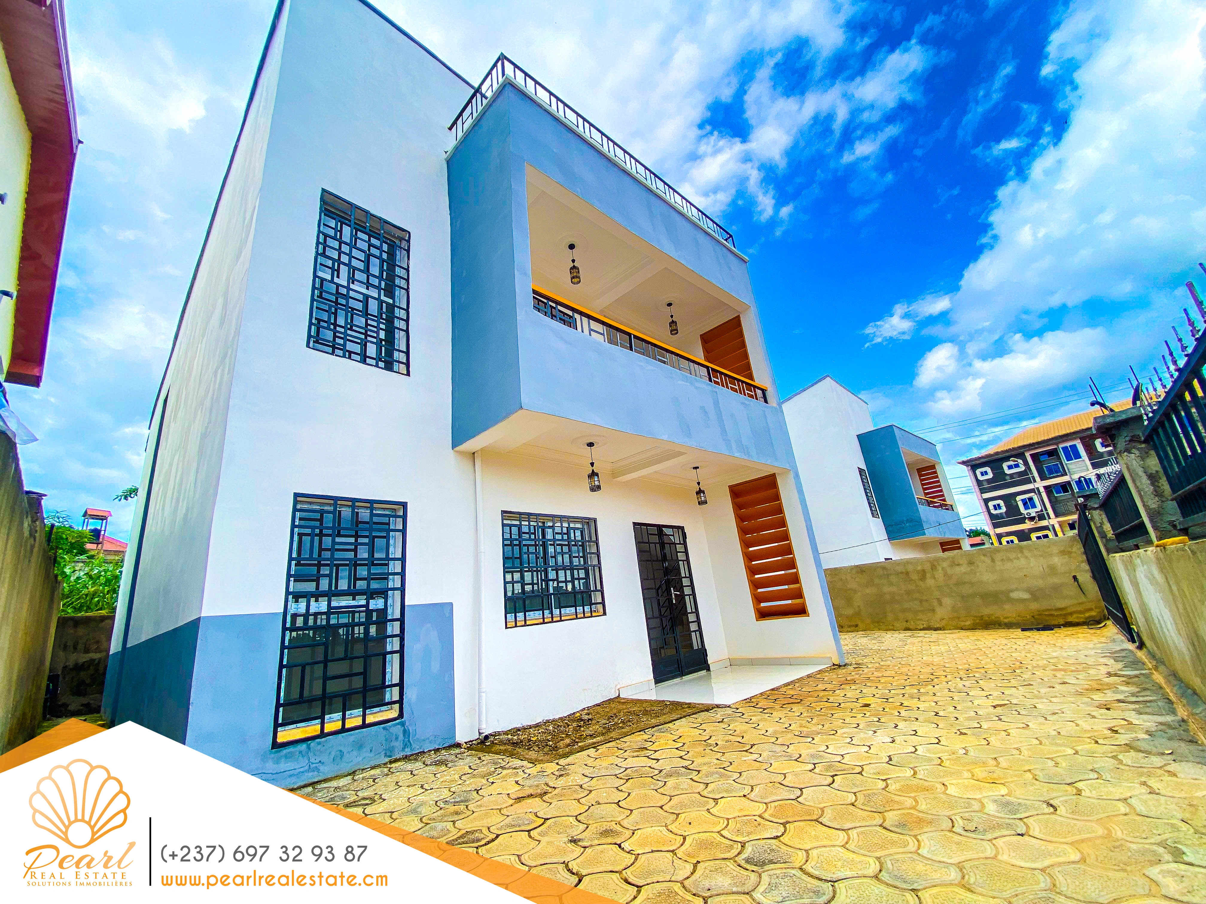 Дом 4+1 с камином в Яунде, Камерун