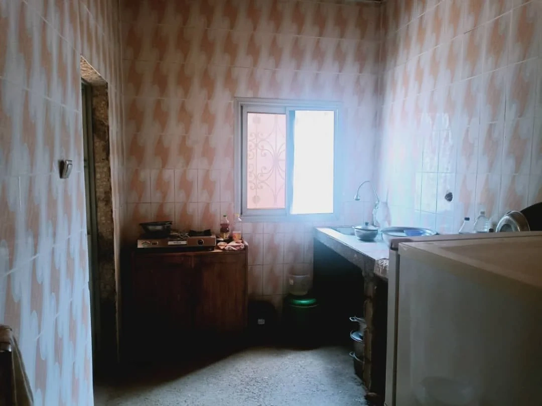 Дом 180 m² с открытым бассейном в Гаруа, Камерун