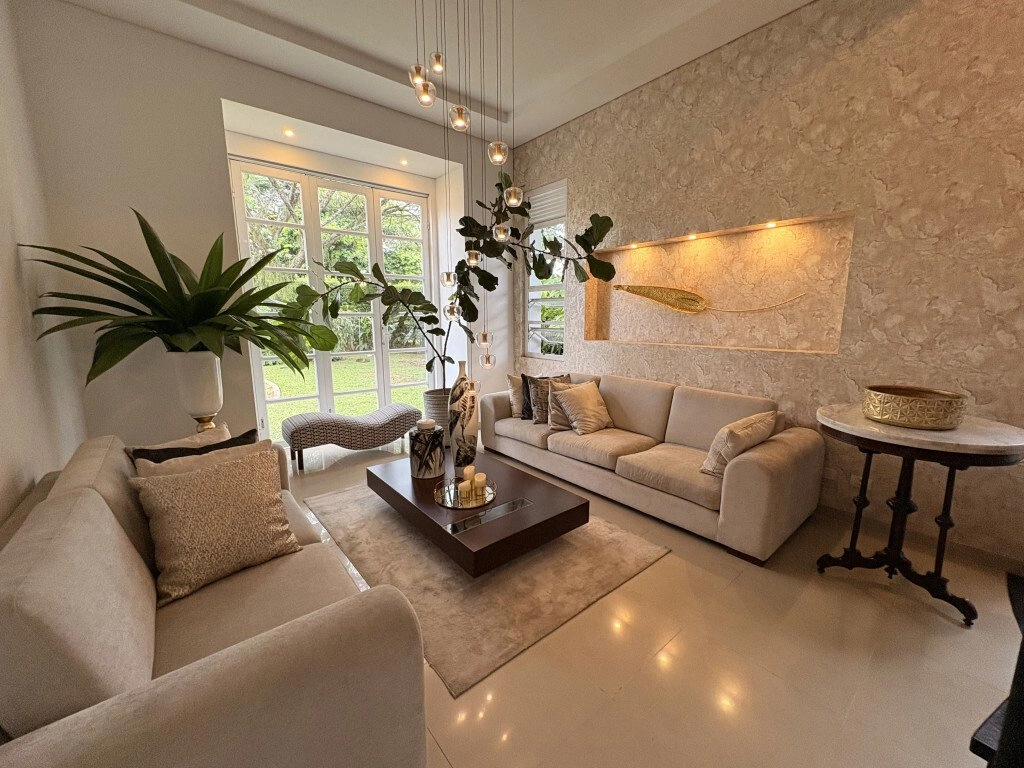 Дом 500 m2 с камином в Кали, Колумбия