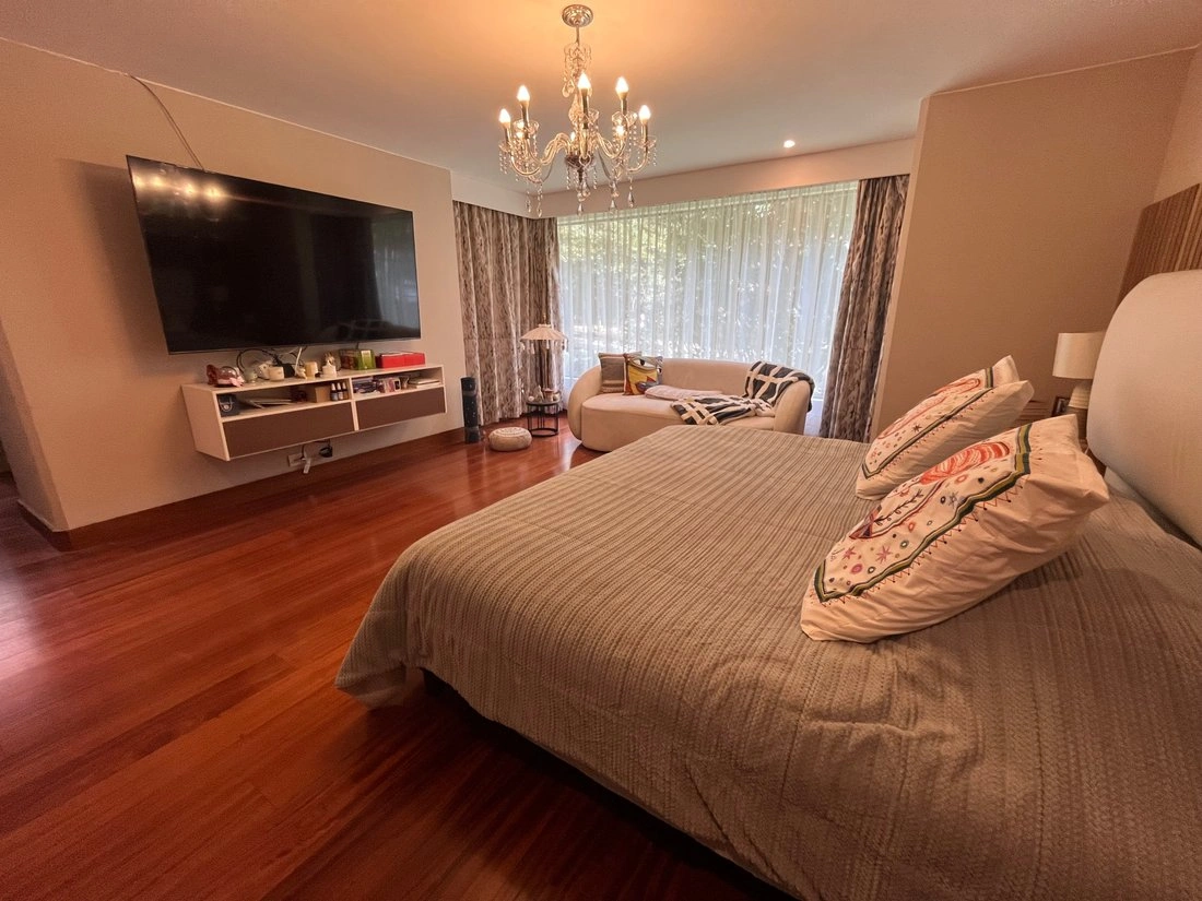 Дом 212 m2 с открытой кухней в Боготе, Колумбия