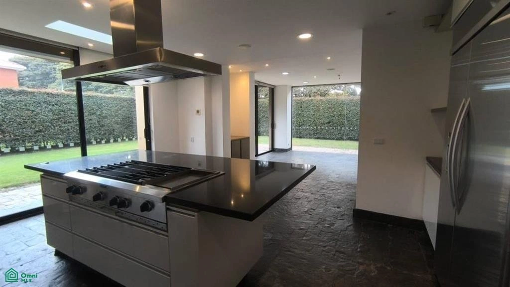 Дом 455 m2 в закрытом поселке в Боготе, Колумбия