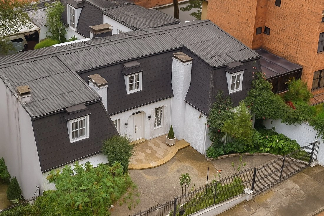 Дом 640 m2 с камином в Боготе, Колумбия