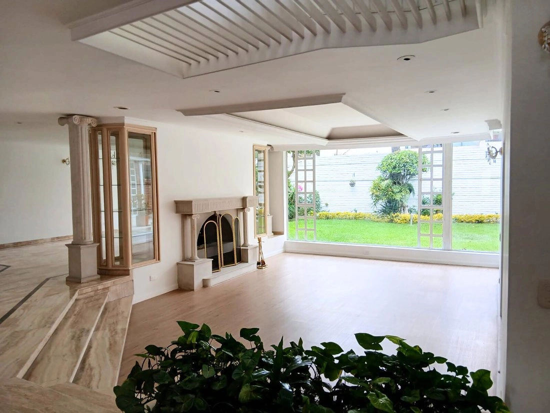 Дом 381 m2 с сауной в Боготе, Колумбия