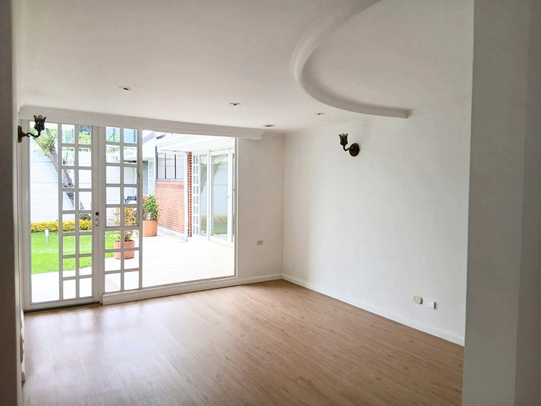 Дом 381 m2 с сауной в Боготе, Колумбия