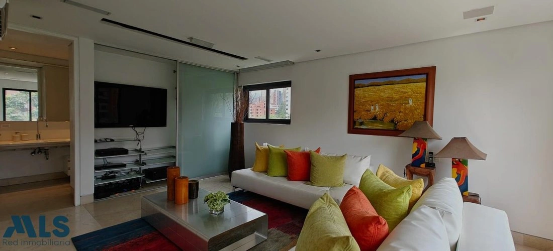 Пентхаус 820 m2 с джакузи в Медельине, Колумбия