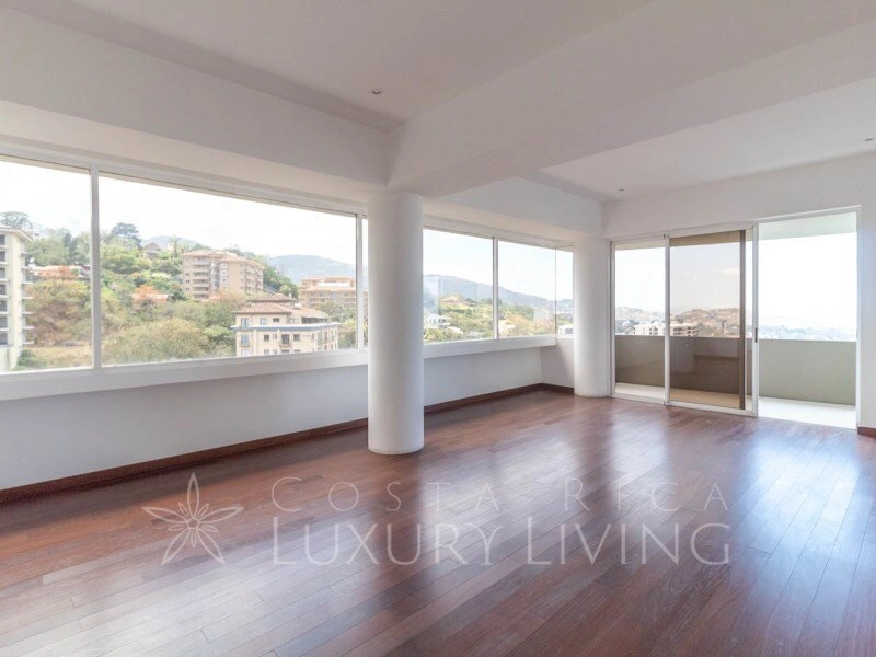 Пентхаус 3+1 с панорамным видом в Эскасу, Коста-Рика