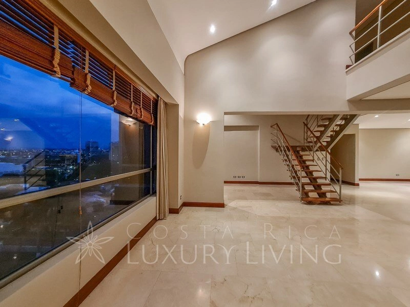 Пентхаус 455 м² с террасой в Escazu, Коста-Рика