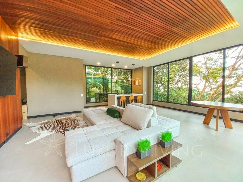 Вилла 4+1 с парковкой в Эскасу, Коста-Рика