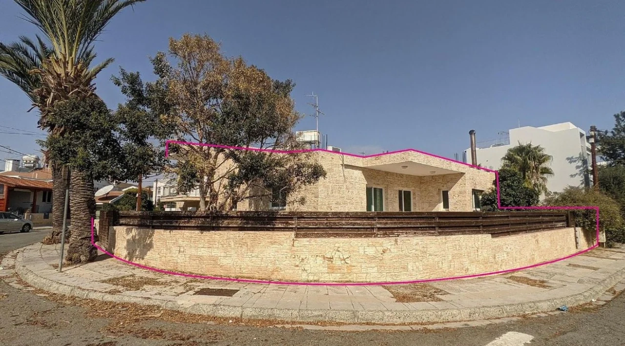 Современный дом площадью 236 м² в Строволосе, Кипр