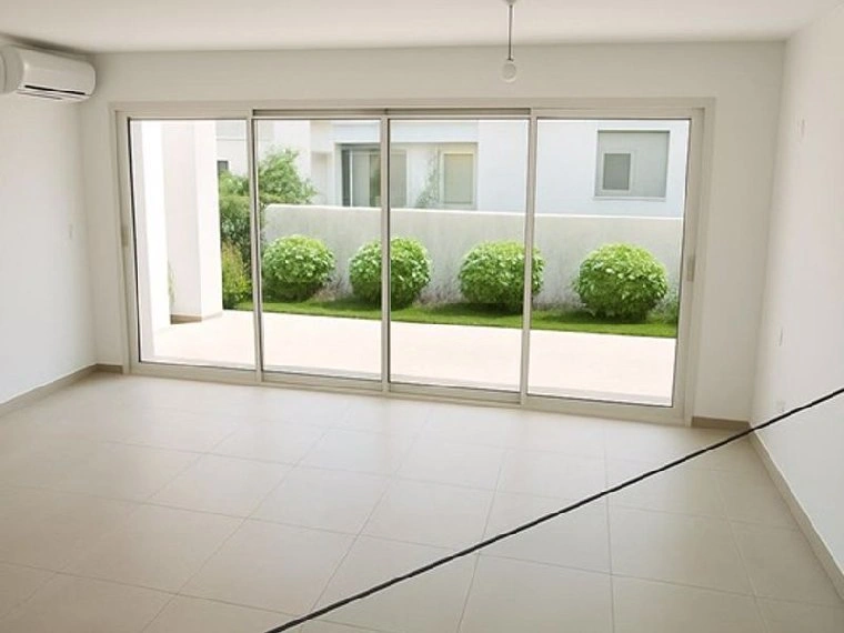 Вилла 143 m2 с садом в Паралимни, Кипр