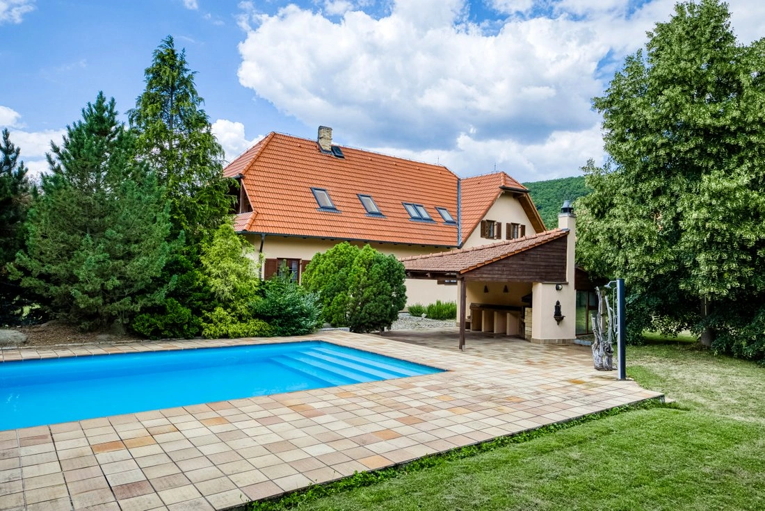 Дом с четырьмя спальнями в Праге, Чехия