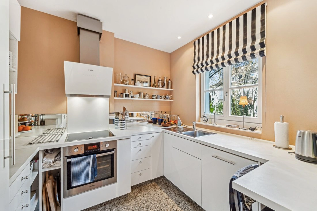 Дом рядом со школой в Бремене, Германия