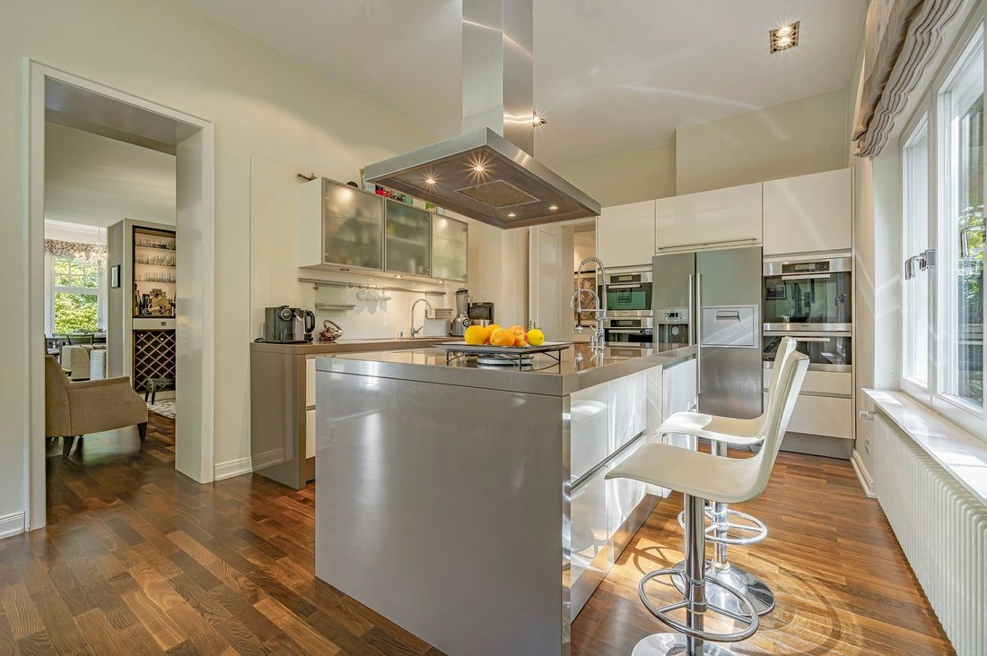 Вилла 593 м² в Гамбурге, Германия