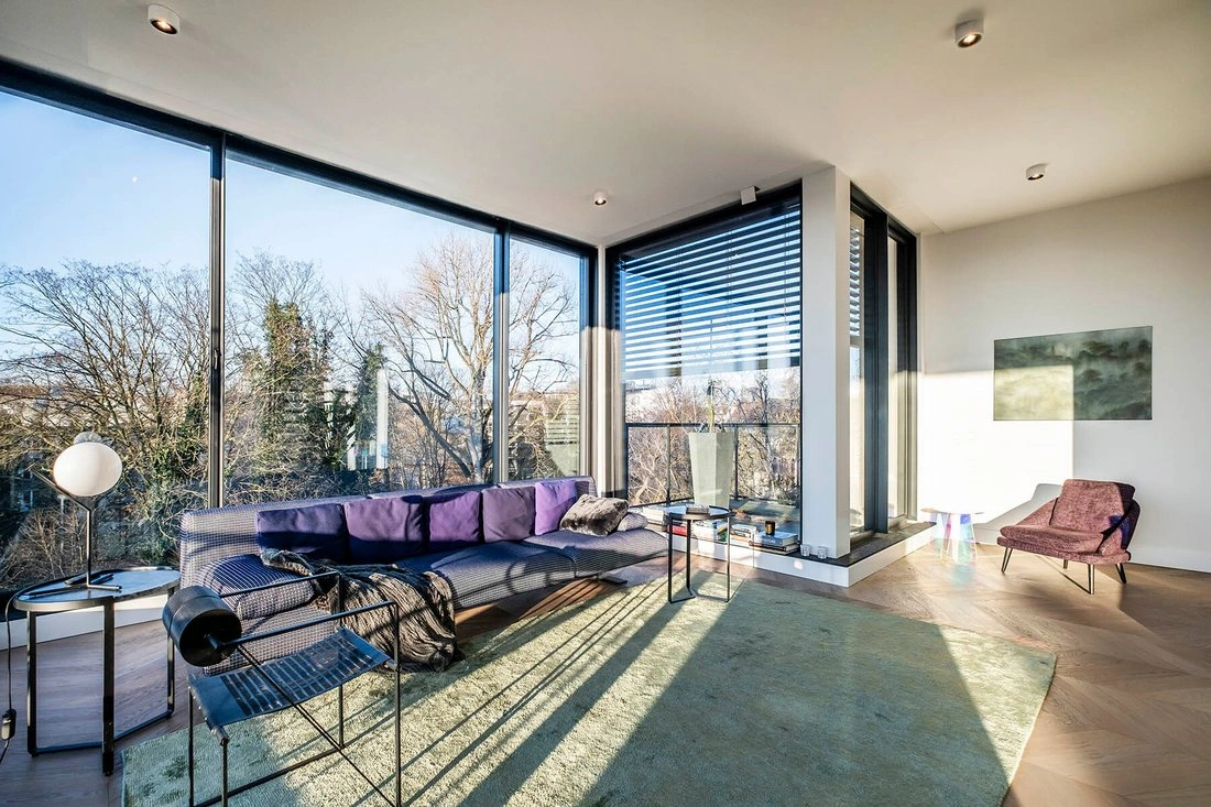 Квартира с двумя балконами в Гамбурге, Германия