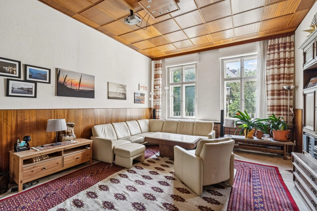 Дом 9+1 с садом в Берлине, Германия