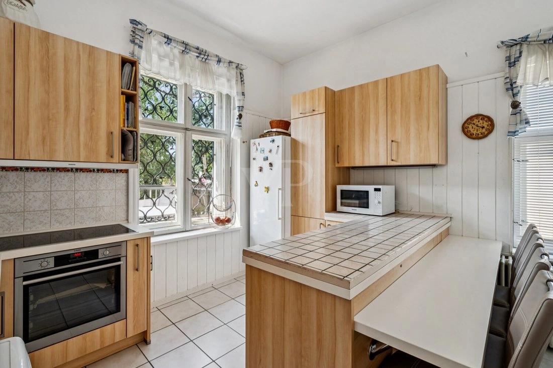 Дом 9+1 с садом в Берлине, Германия