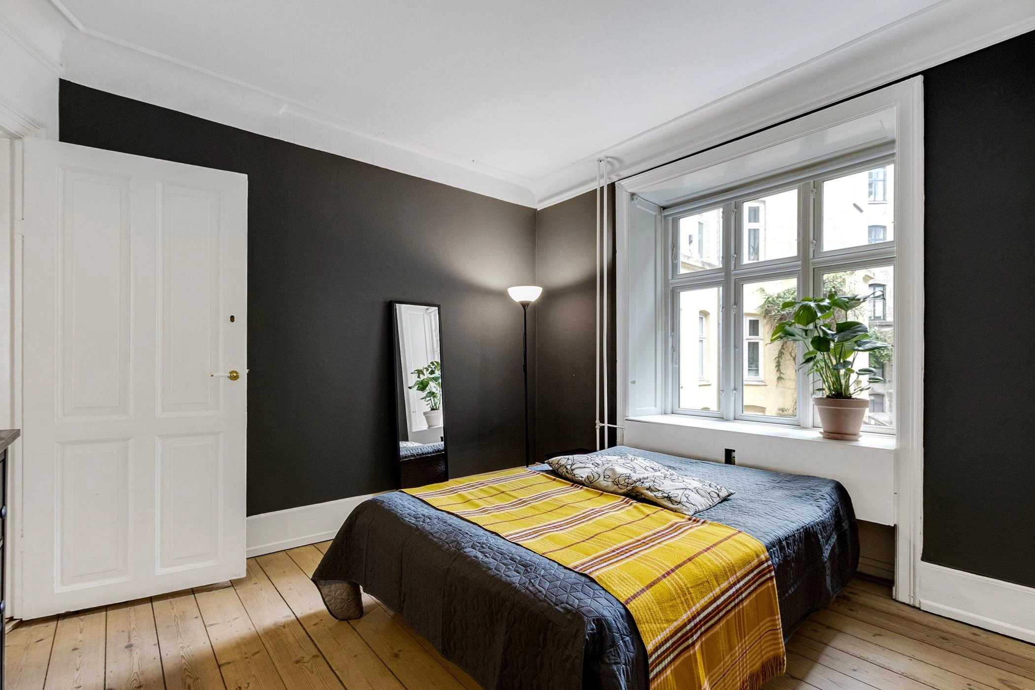 Светлая квартира с продуманной зонировкой в Копенгагене, Дания