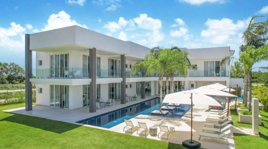Вилла 8+1 с джакузи в Пунта-Кане, Доминиканская Республика