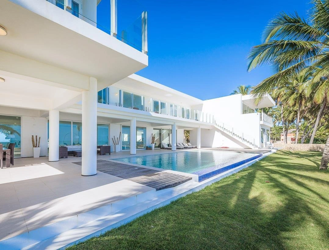 Вилла 10+1 с садом в Кабарете, Доминиканская Республика