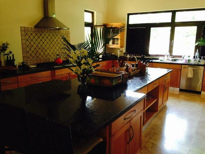 Вилла 1001 m2 с открытым бассейном в Кабарете, Доминиканская Республика