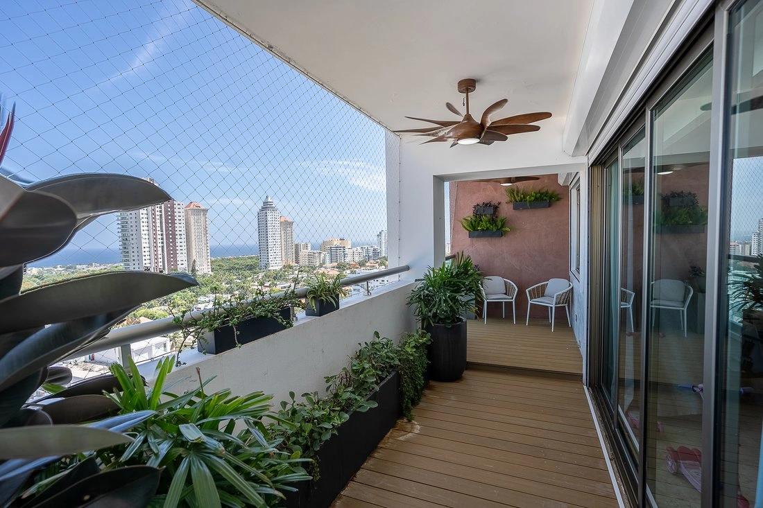 Квартира 3+1 с видом на город в Санто-Доминго, Доминиканская Республика