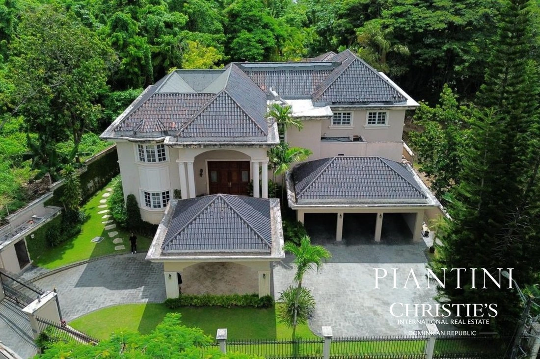 Дом 5+1 с сауной в Санто-Доминго, Доминиканская Республика